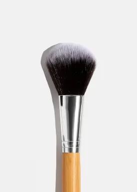 A : F28 Large Face Brush