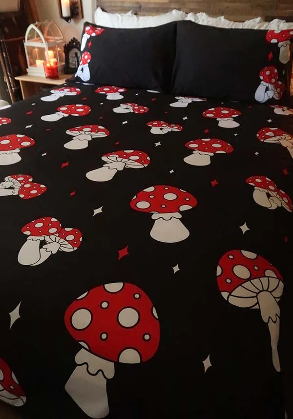 Amanita Nightmare | QUEEN QUILT SET