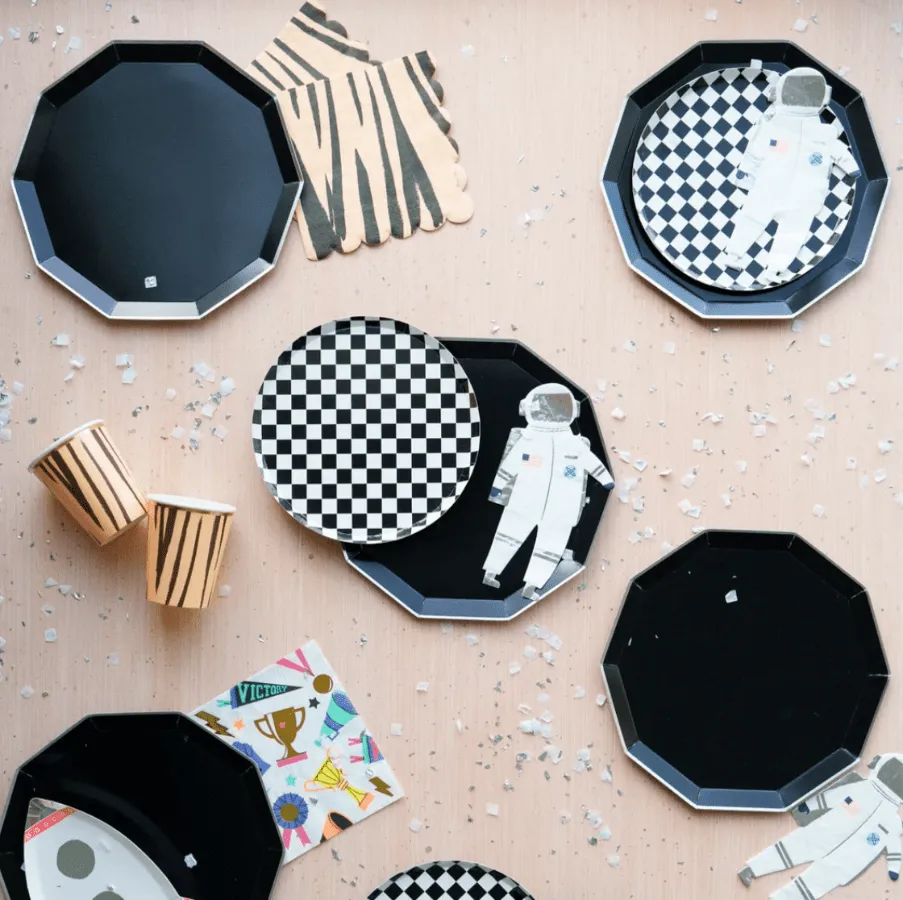 Black Noir Dinner Plates