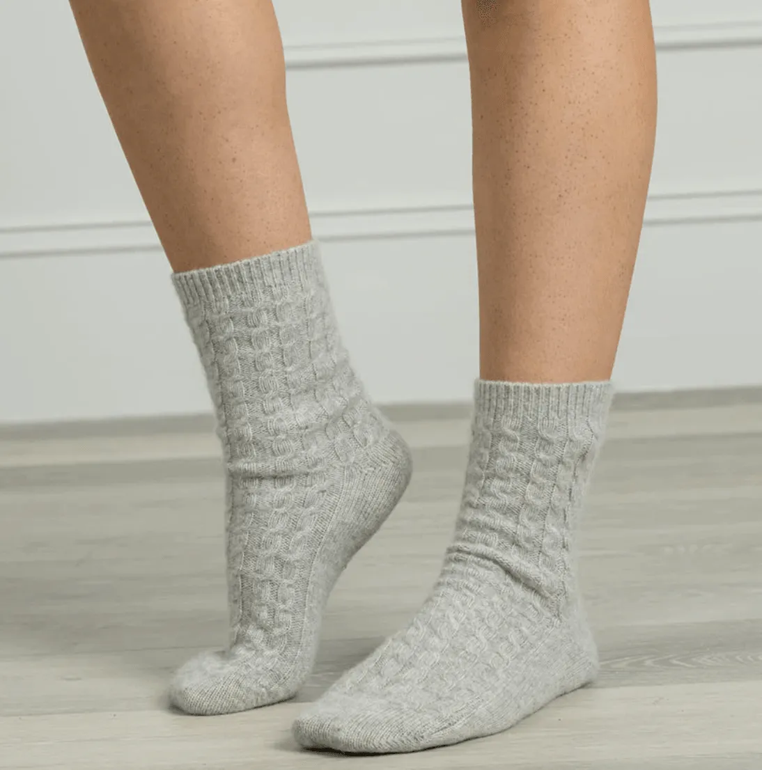 Cashmere Cable Knit Socks | Grey