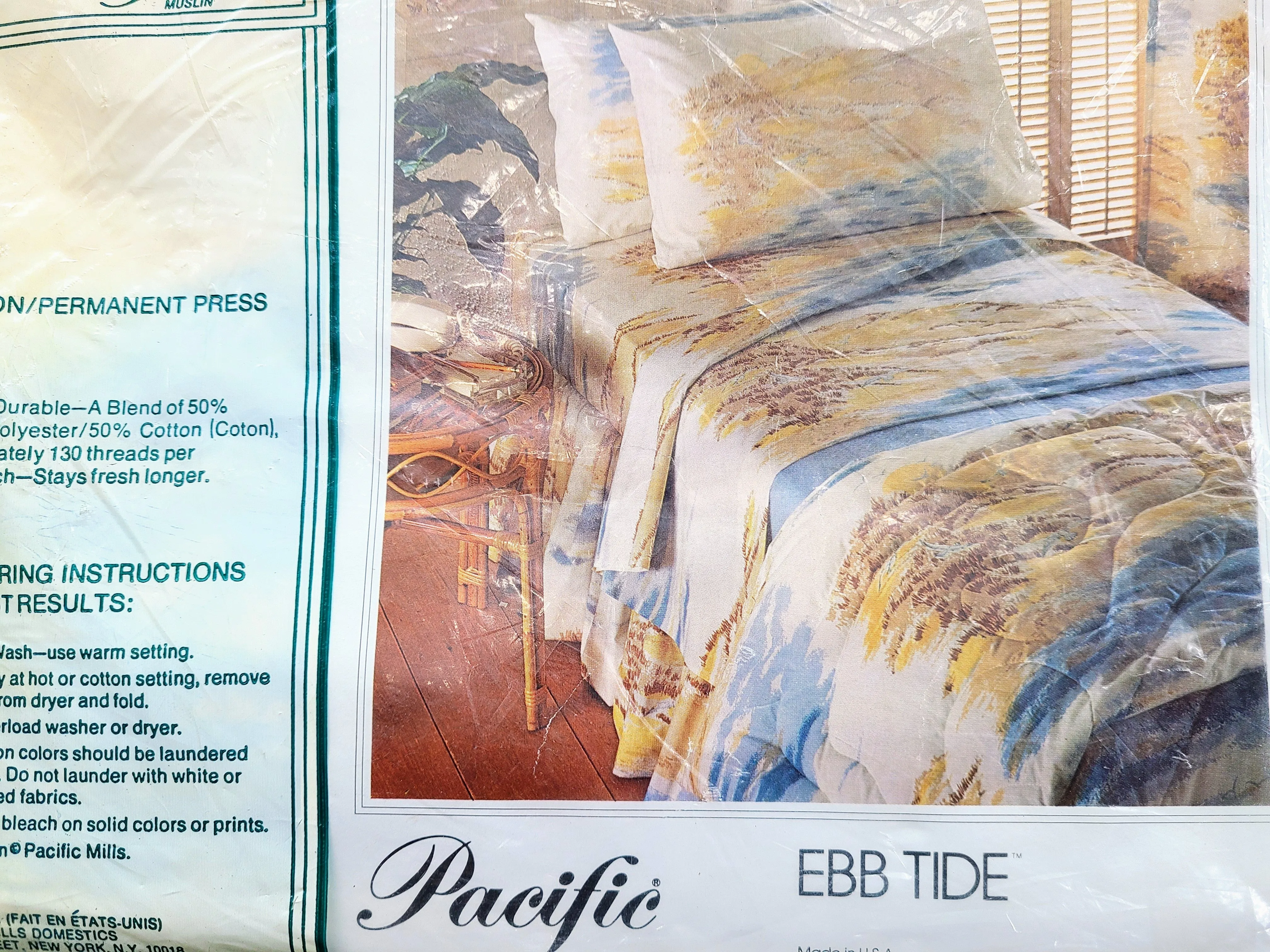 Vintage Bed Sheet - Queen - Fitted - Ebb Tide - Pacific - BDQFF295
